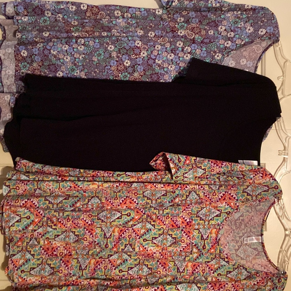 Set of three Lularoe Perfect T’s. Used in good condition.